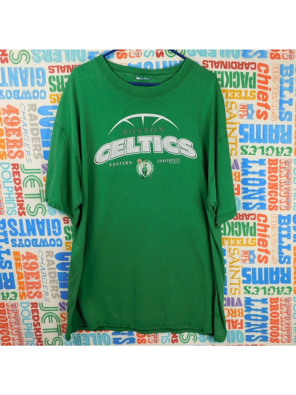 Vintage Boston Celtics Graphic T Shirt Size 2XL Green VF Imagewear Faded Relaxed